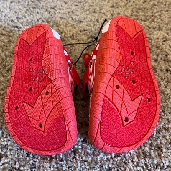 NWT Minnie Mouse Toddler Girls Quick-Drying Water Shoe Size 5/6 - Picture 7 of 8